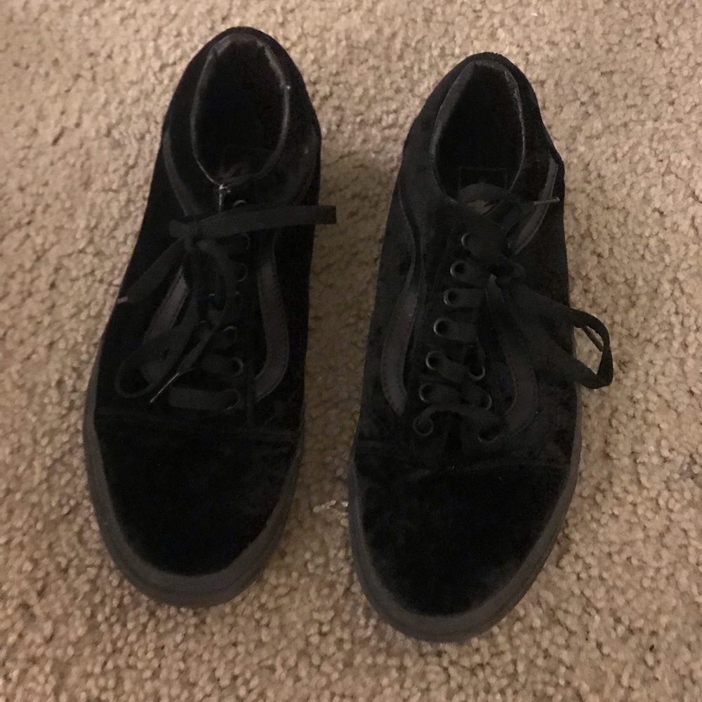 8 1/2 suede vans